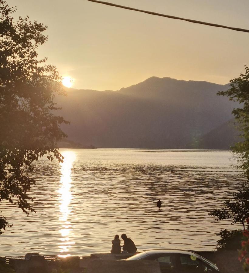 Lovely Apartment Jovan 3,With A View Of The Bay And Free Wi-Fi Kotor Exterior foto