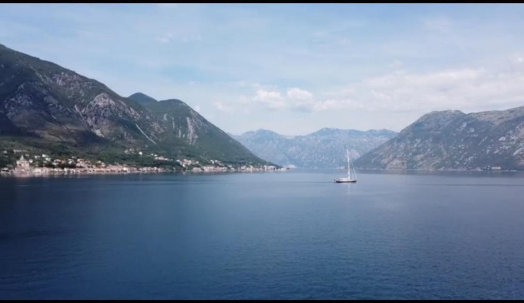 Lovely Apartment Jovan 3,With A View Of The Bay And Free Wi-Fi Kotor Exterior foto